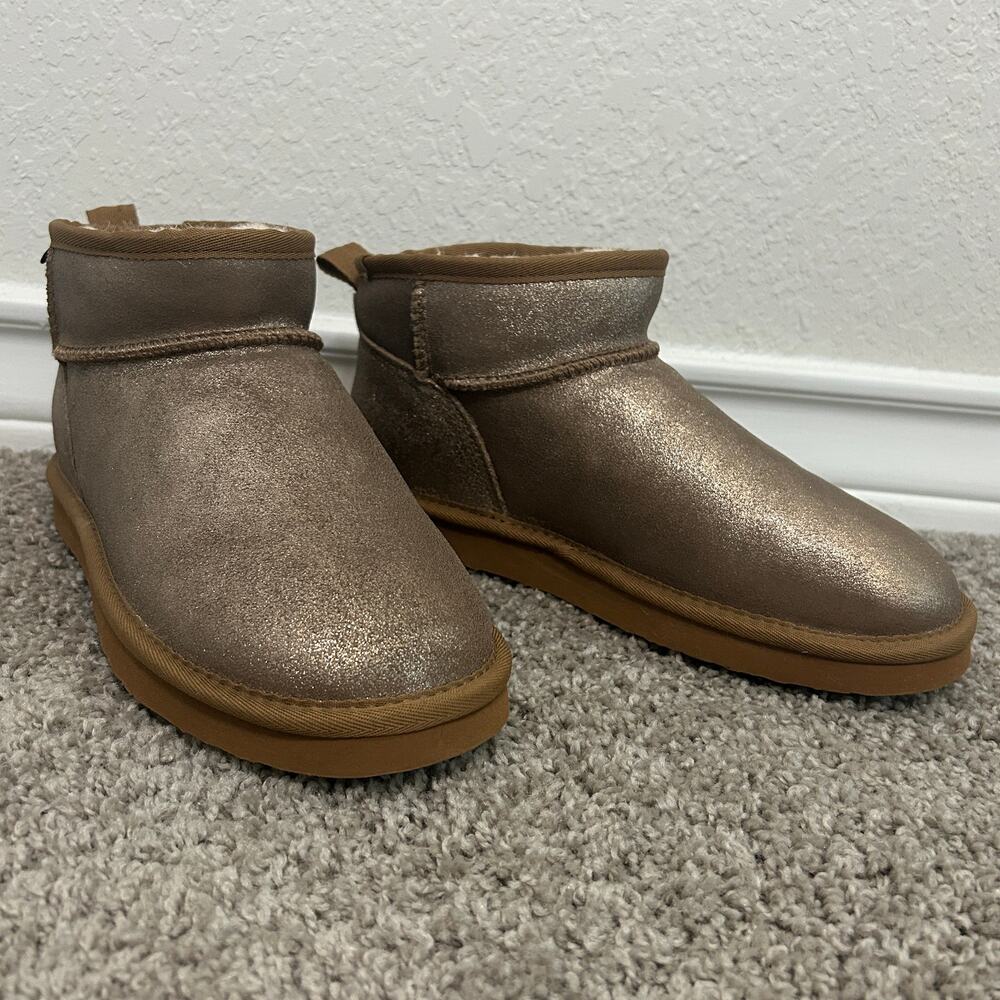 Bearpaw Womens Gold Glitter Suede Pull On Lined Sherpa Boots Size 9